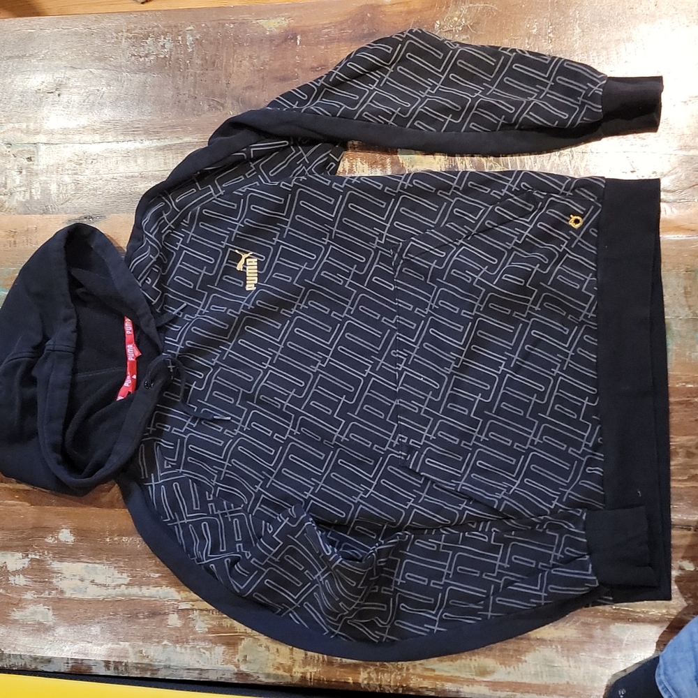 PUMA hoodie Black and Gold - One of a kind
